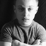 Крэйг Гарнер — Elf (uncredited)