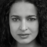 Christianne Oliveira — Chitza