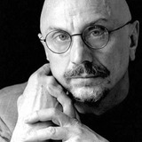 Gérard Desarthe — Narrator (voice)