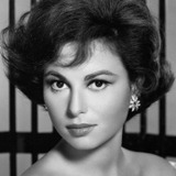 Haya Harareet — Esther