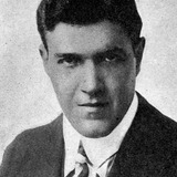 Sidney D'Albrook — Man in Store (uncredited)