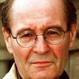 Manuel Guitián — Invitado que lle la carta (uncredited)