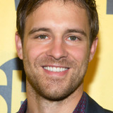 Шон Клайар — Bartender