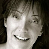 Aline Mowat — Tourist