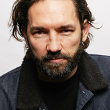 Нэш Эдгертон — Resistance Member