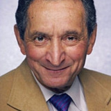 Mordecai Lawner — Alvy's Dad