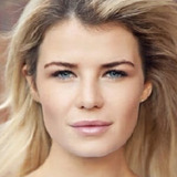 Sophie Vavasseur — Angela "Angie" Ashford