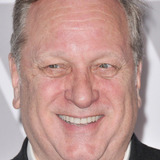 Дуглас Урбански — Larry Summers