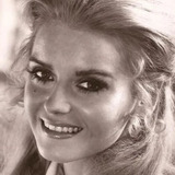 Sharon Farrell — Doris