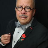 Humberto Vélez — Huevo de chocolate (voice)