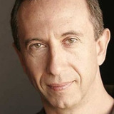 Boris Lee Krutonog — Astronaut (uncredited)