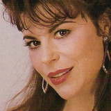 Ona Zee — Frances Warner