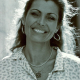 Manuela Carona — Hostess