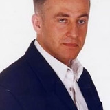 Andrzej Zgud — Mall Security Guard