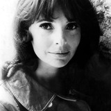 Мэдлин Ру — Frances Emerson