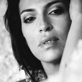 Клаудиа Ферри — Agent Bolton