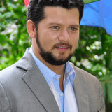 Sumeet Pathak — Vikram "Vicky" Jain