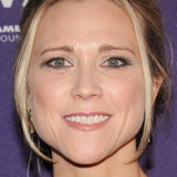 Трэйси Миддендорф — Julie