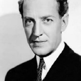 Отто Крюгер — Judge Percy Mettrick