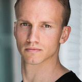 Андрей Ленарт — Resistance Soldier (uncredited)