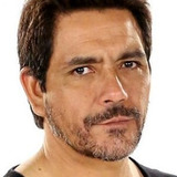 Pablo Macaya — Efraín