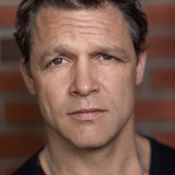 Энтони Молинари — Tenant #22 (uncredited)