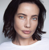 Стефани Корнелиуссен — Viktoria