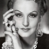 Elvira Popescu — Mrs. Popova