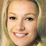 Évelyne Dandry — The boss of the bar