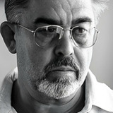 Александр Ефремов