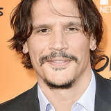 Серхио Перис-Менчета — Hugo Martínez