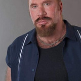 Gregory Kelly — Prisoner (uncredited)