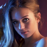 Beatrice Valente — Olly