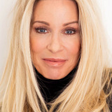 Dona Speir — Donna