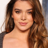 Хейли Стайнфелд — Violet "Vi" (voice)