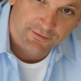 Robert Bella — Detective #2 (uncredited)