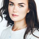 Maria Lerinman — Waitress