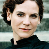 Bibiana Beglau — Julia