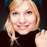 Roxy Toporowych — Miss Johnson