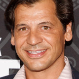 Джампьеро Юдика — Hotel Receptionist