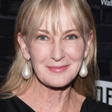 Каролин Лагерфельт — Elizabeth Masters