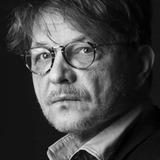 Dragan Bjelogrlić — Radovan Popović