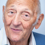 Роберт Патт — Station Sergeant