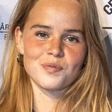 Clara Phillipson — Nicola