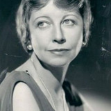 Helen Broderick — Emma Foster