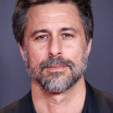 Уго Сильва — Carlos