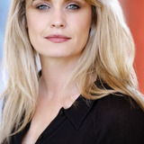 Sandra Lindquist — Bartender