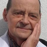 Alain Pointier — Metro user