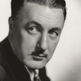 Пол МакВей — Pony Express Agent (uncredited)