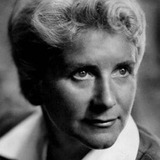 Erika Dunkelmann — Oberschwester